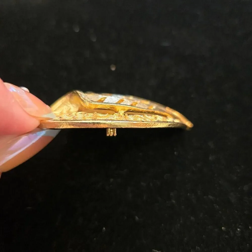 Vintage Gold Tone Heart Brooch Pin